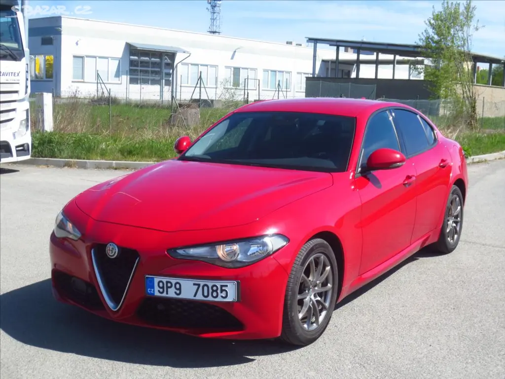 Alfa Romeo Giulia, 2,2 JTDm 150 MT, servis